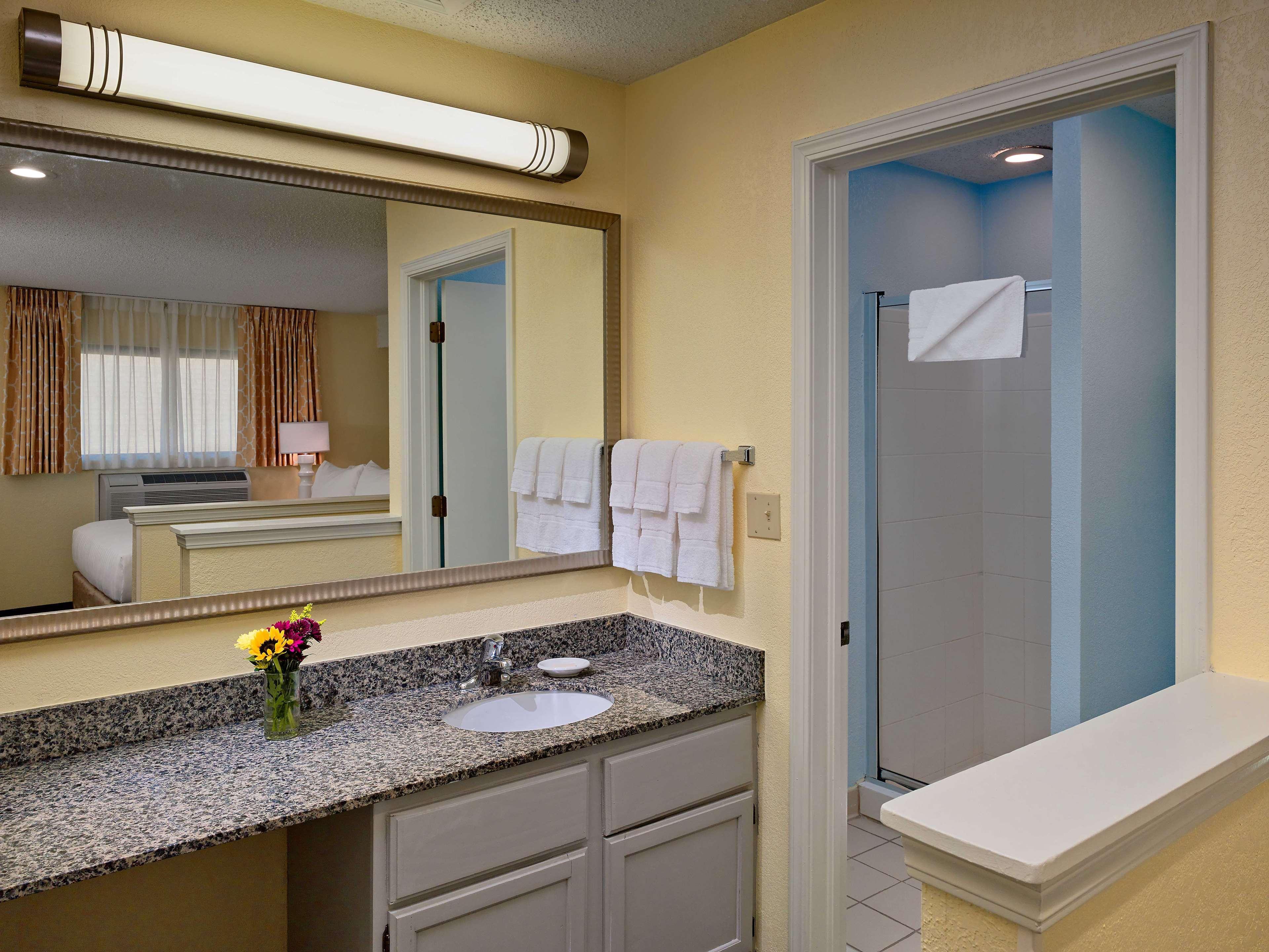 Sonesta Simply Suites Memphis East Poplar Pike Exteriör bild