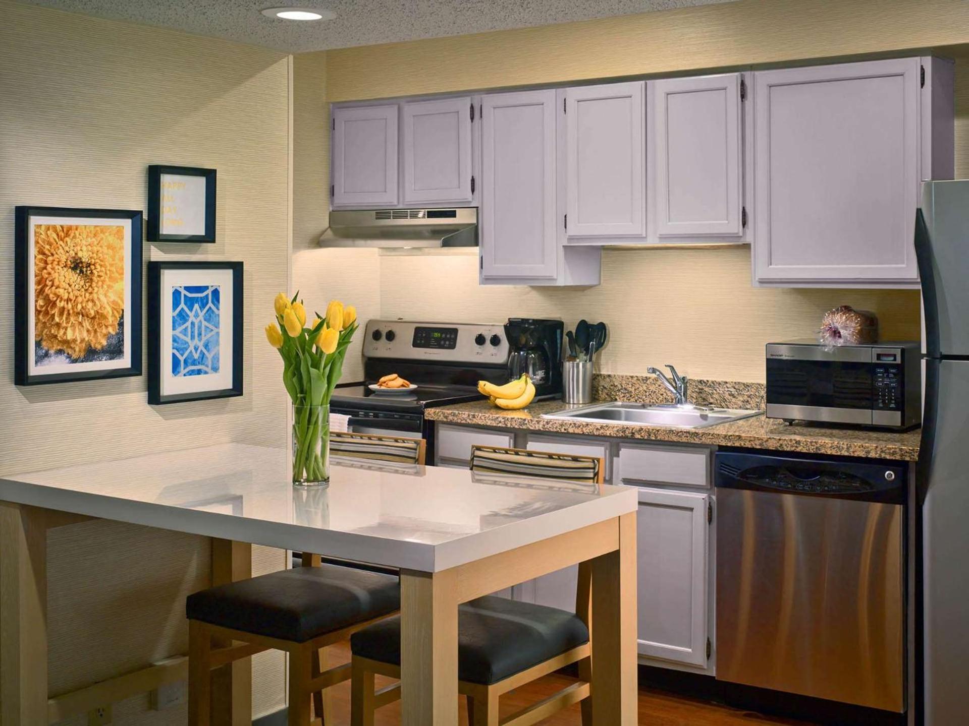 Sonesta Simply Suites Memphis East Poplar Pike Exteriör bild